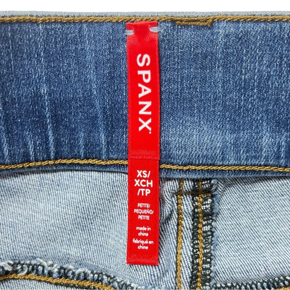 Spanx XS Petite Sculpt Pull-On Skinny‎ Jeans Light Wash Butt Lifting NWT
